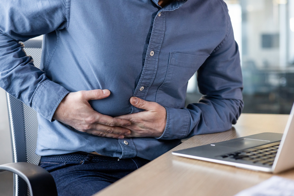 Боль в левом боку спереди