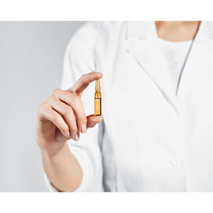 Концентрат для догляду за шкірою VICHY (Віши) Ліфтактив Гліко-С Спеціаліст нічний з ефектом пілінгу в ампулах по 2 мл 30 шт