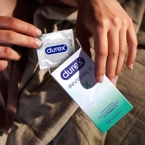 Презервативи латексні з силіконовою змазкою DUREX (Дюрекс) Invisible (Інвізібл) ультратонкі 12 шт
