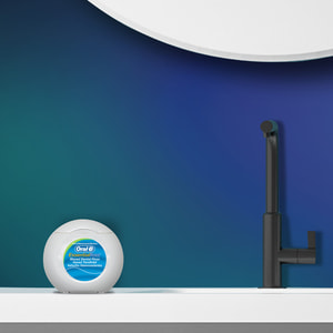 Зубная нить ORAL-B (Орал-би) Essential Floss (Эссеншиал флосс) вощеная мятный вкус 50 м