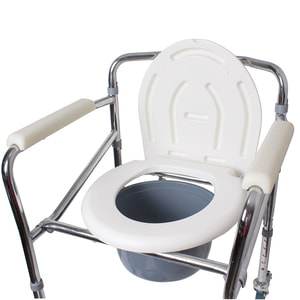 Кресло-туалет с санитарным оснащение регулируемое по высоте на колесах складной KJT705 RD-CARE-T04