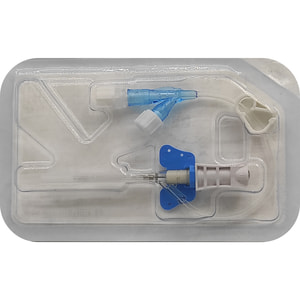 Канюля венозная периферическая с системой безопасности, 2 конектора Ю-Флекс плюс размер 22G 0,9 x 25 мм Luer lock Юрия-Фарм 1 шт