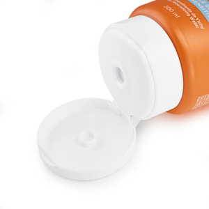 Набір VICHY (Віші) Капіталь Солей Молочко сонцезахисний для чутливої шкіри дітей SPF50 300 мл + Косметичка