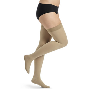 Чулки компрессионные с силиконовым фиксатором SIGVARIS (Сигварис) Essential Classical артикул 19335 класс 2 с закрытым мыском бежевый размер L short