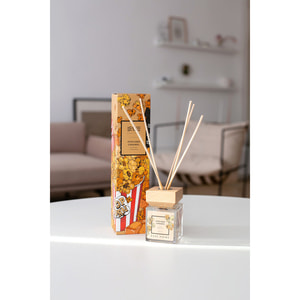 Аромадиффузор ESSE Home (Эссе Хоум) Попкорн и карамель 100 мл