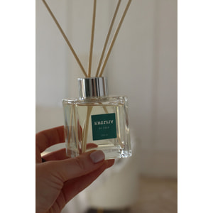 Аромадиффузор ESSE (Эссе) Kharkiv home fragrance 100 мл