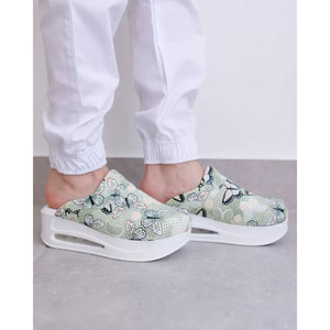 Взуття медичне сабо на платформі Butterfly green розмір 40