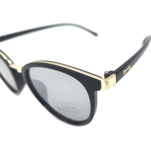 Окуляри сонцезахисні жіночі в асортименті артикул 210151