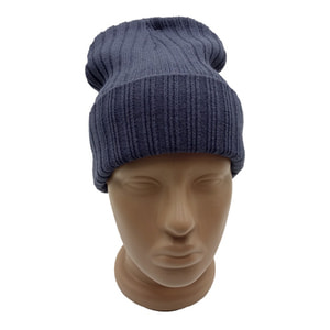 Шапка жіноча з відворотом 23 см х 17,5 см