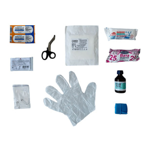 Аптечка медицинская автомобильная-1 согласно ТУ (02-002-М) для оказания первой домедицинской помощи в легковых и грузовых авто мягкий футляр Poputchik