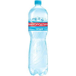 Вода минеральная Миргородская Лагидная слабогазированная 1,5 л
