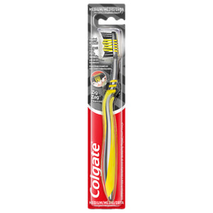 Зубна щітка COLGATE (Колгейт) ЗигЗаг Деревне вугілля середньої жорсткості 1 шт