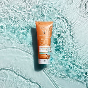 Молочко для лица та тела VICHY (Виши) Капиталь Солей солнцезащитное водостойкое с гиалуроновой кислотой Мульти-защита SPF50+ 200 мл