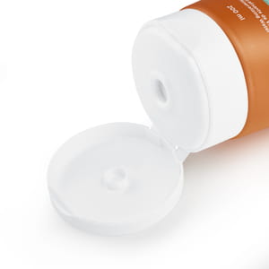 Молочко для лица та тела VICHY (Виши) Капиталь Солей солнцезащитное водостойкое с гиалуроновой кислотой Мульти-защита SPF50+ 200 мл