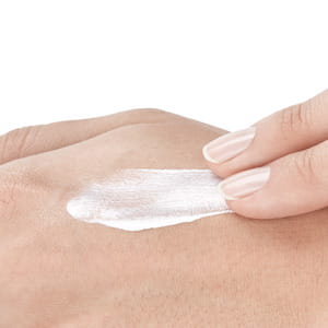 Молочко для лица и тела VICHY (Виши) Капиталь Солей солнцезащитное увлажняющее SPF 50+ 300 мл